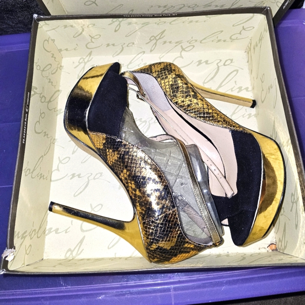 Enzo Angiolini Black and Gold Women's Heels